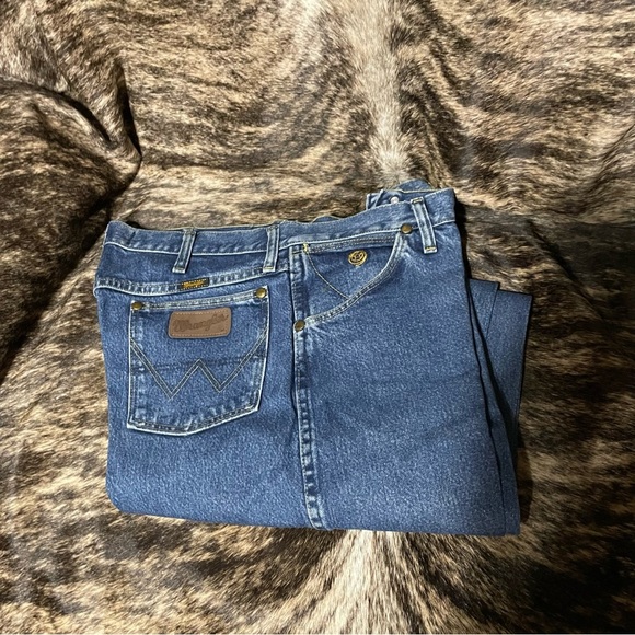 Wrangler George Strait Cowboy Cut Collection Western Strached Denim Jeans 36 32 - Picture 3 of 5